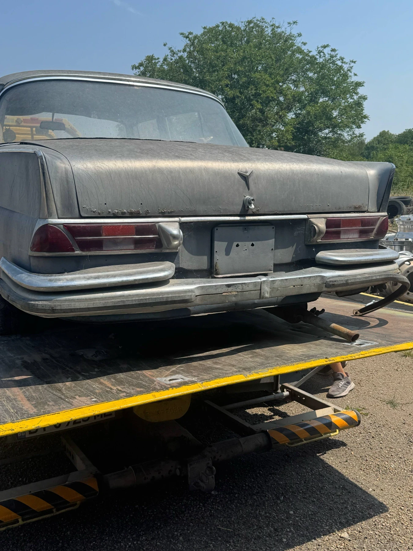 Mercedes-Benz 220 HECKFLOSSE Регистриран - изображение 6