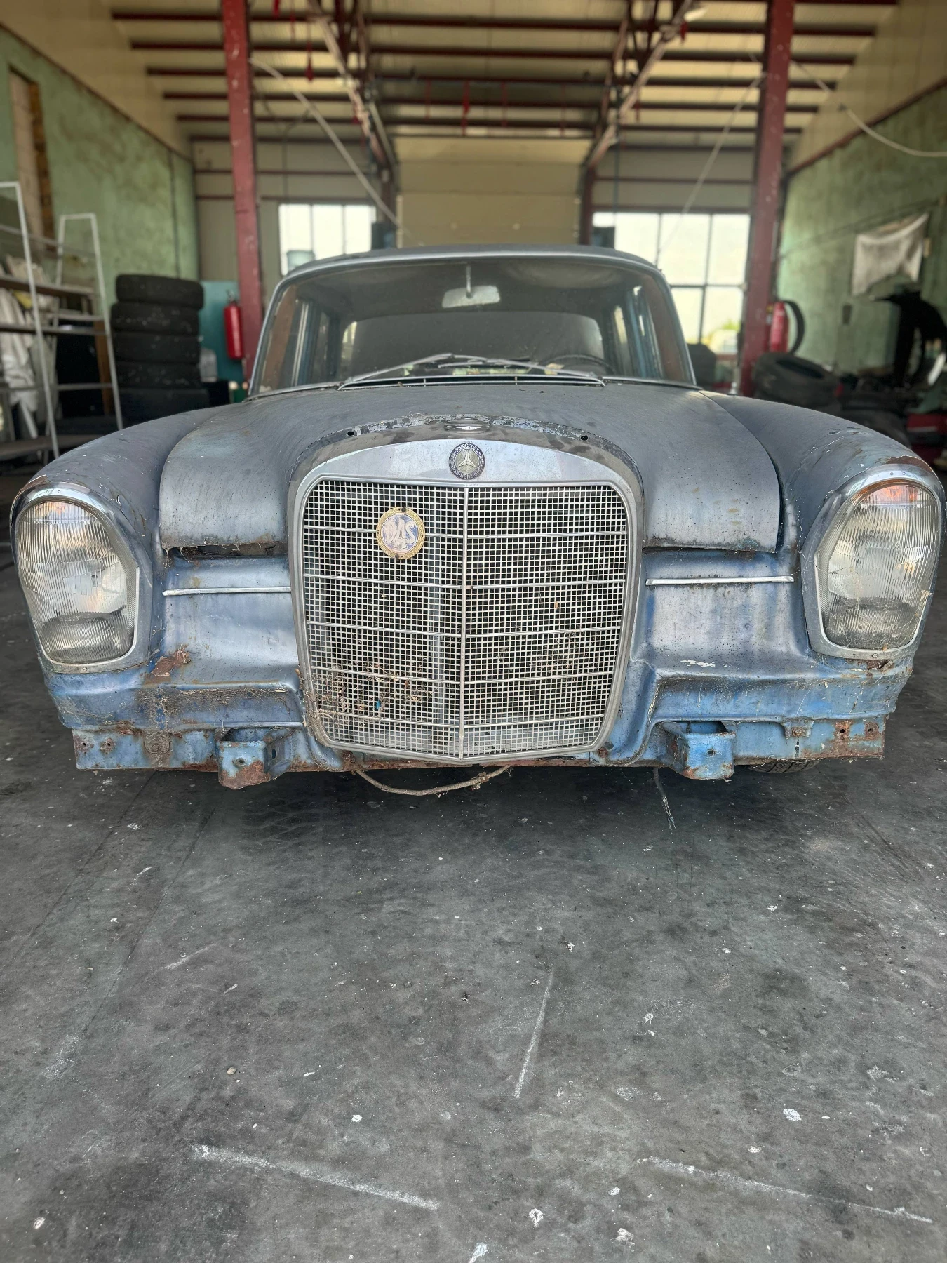 Mercedes-Benz 220 HECKFLOSSE  | Mobile.bg   1