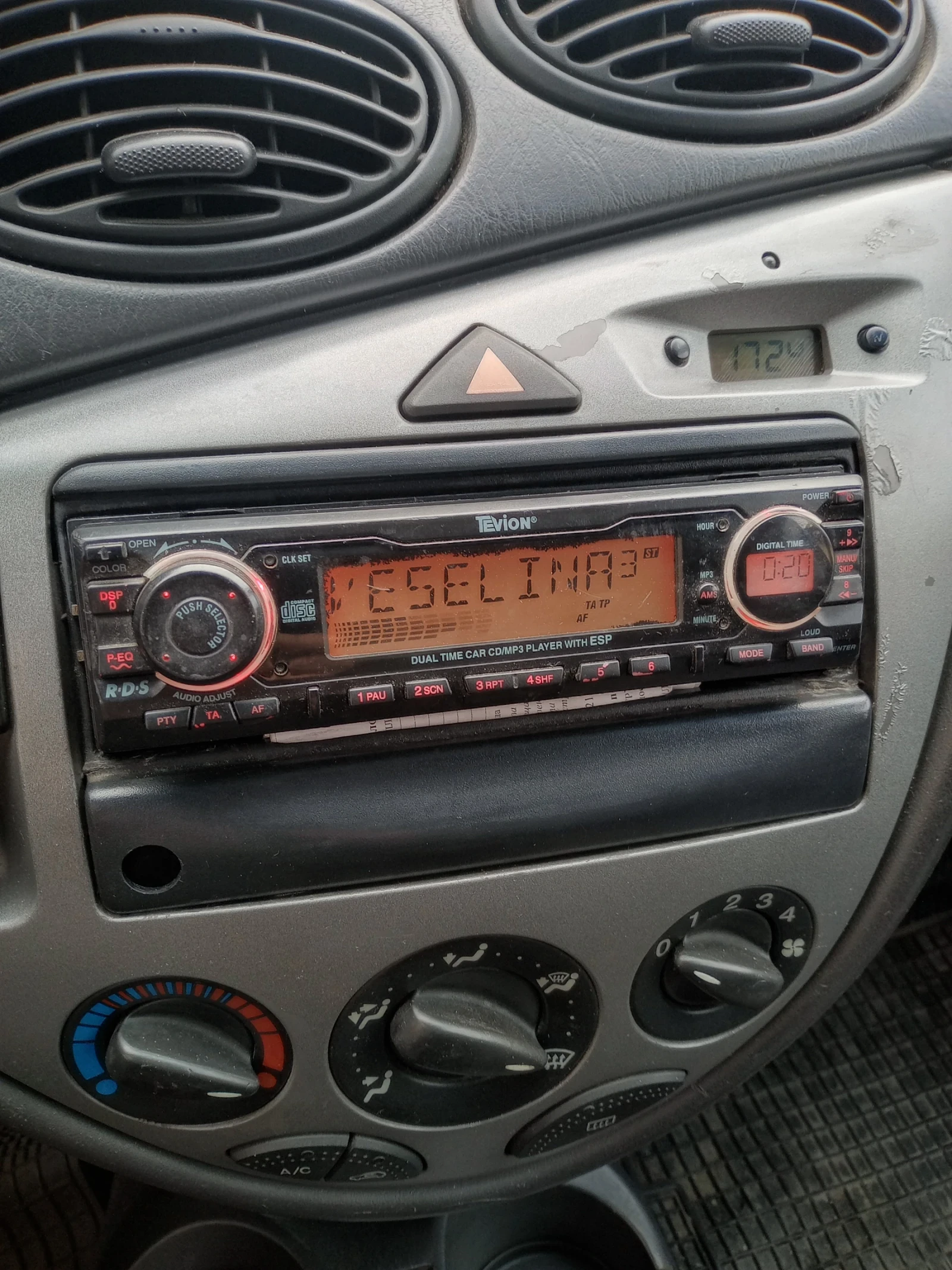 Ford Focus 1.8 TDI - изображение 10