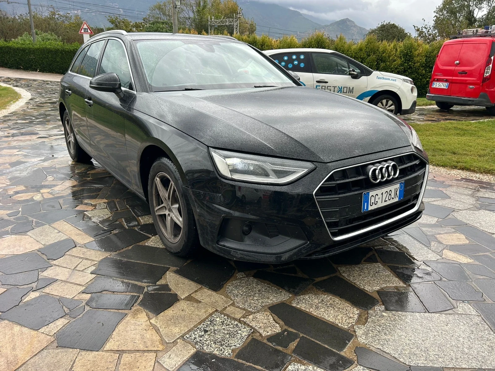 Audi A4 | Mobile.bg   1