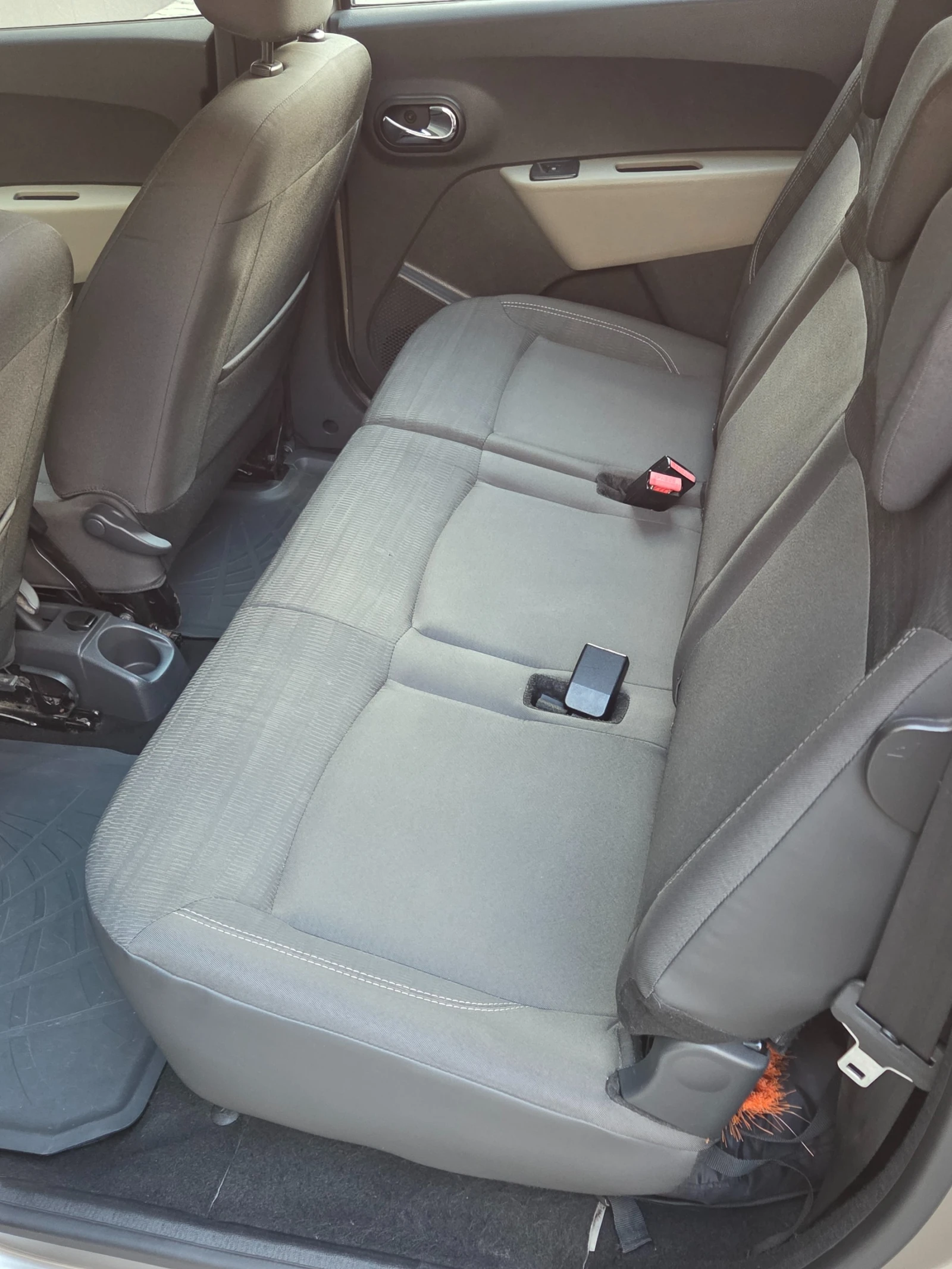 Dacia Lodgy DCI | Mobile.bg — изображение 12