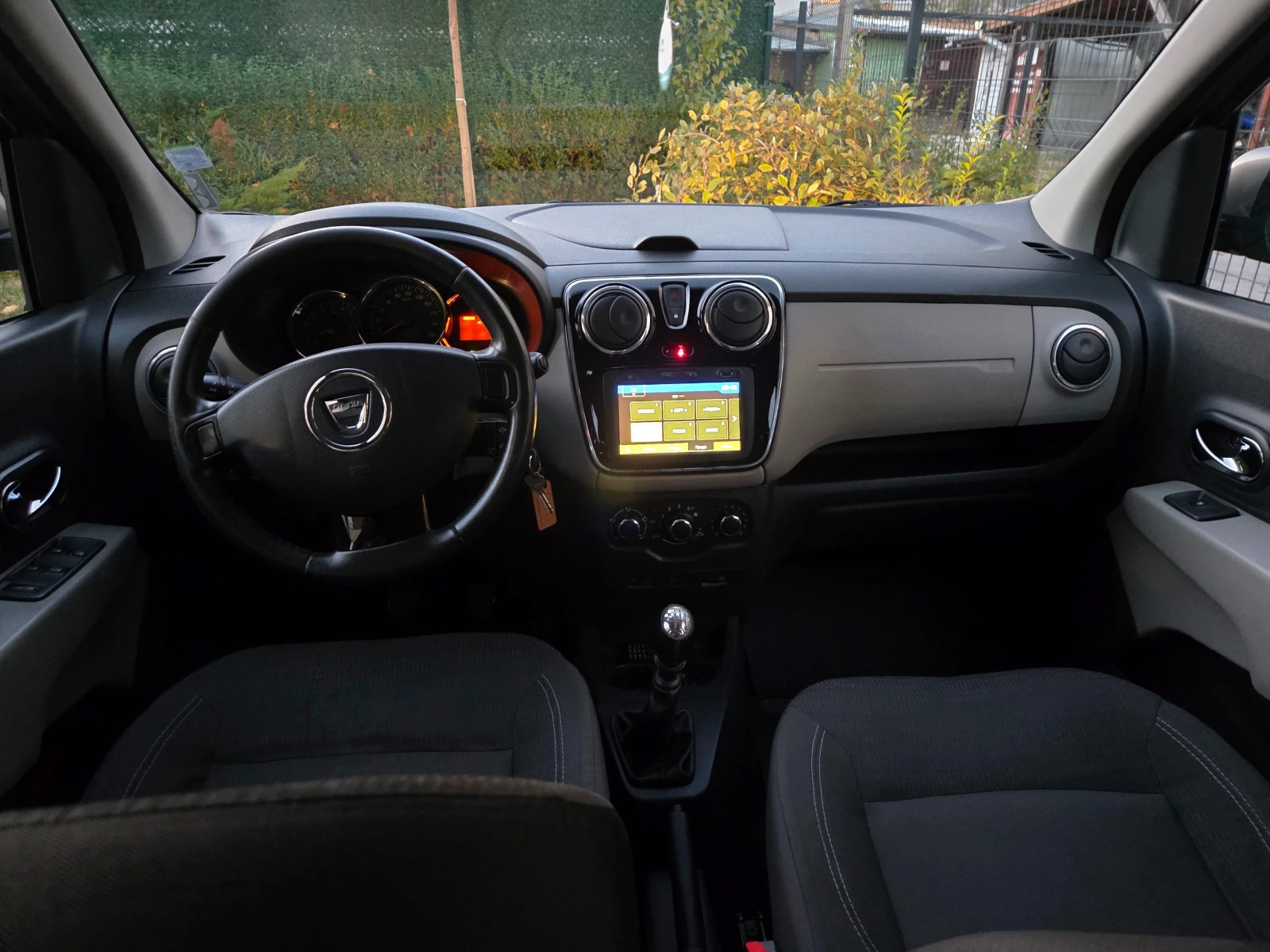 Dacia Lodgy DCI | Mobile.bg — изображение 9
