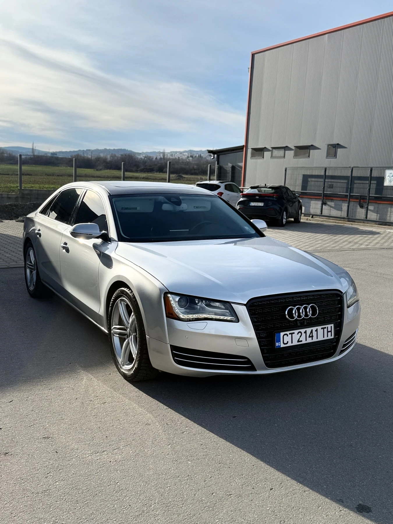 Audi A8 4.0TFSI LONG - изображение 2