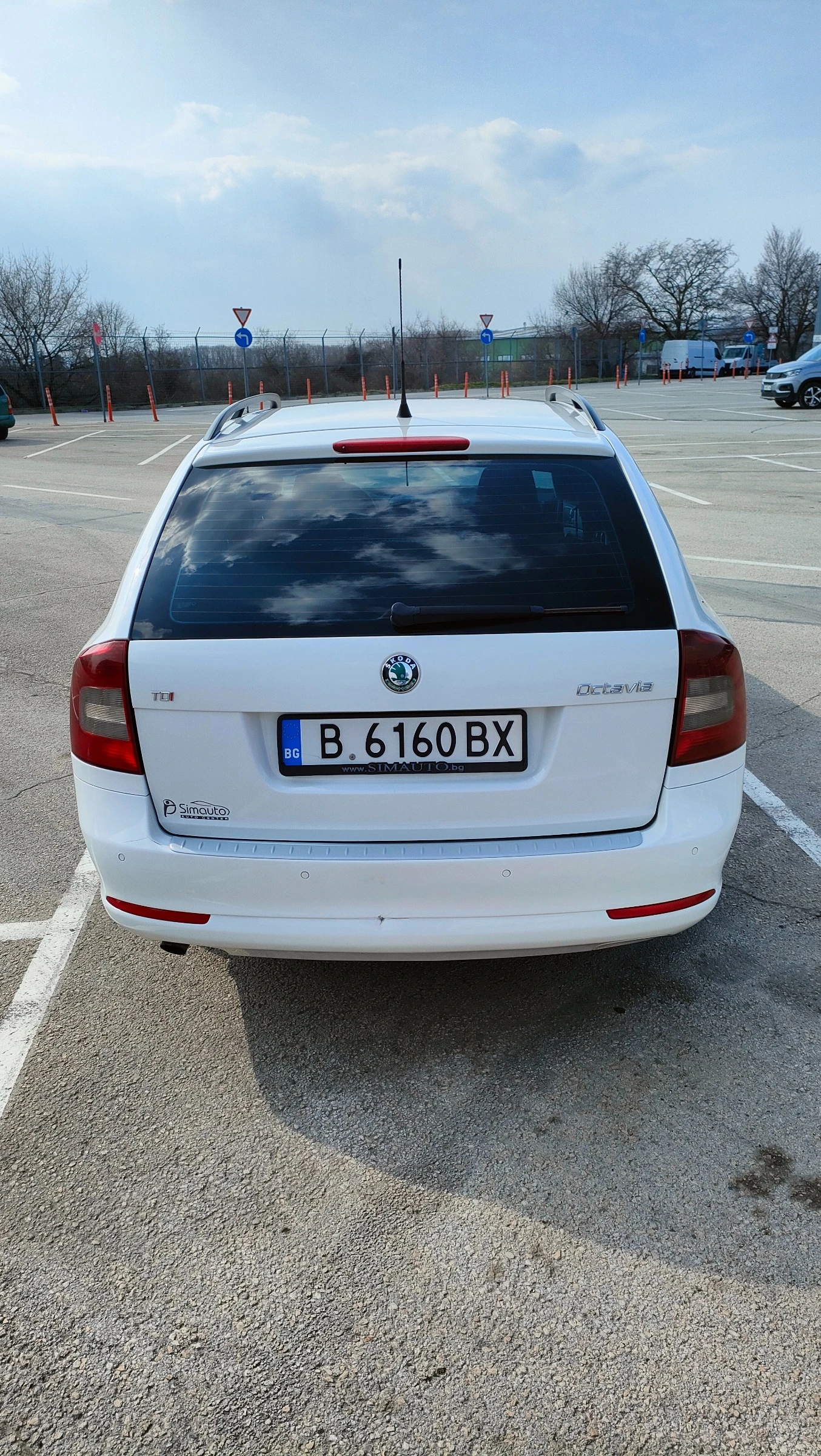 Skoda Octavia, снимка 2 - Автомобили и джипове - 53759804