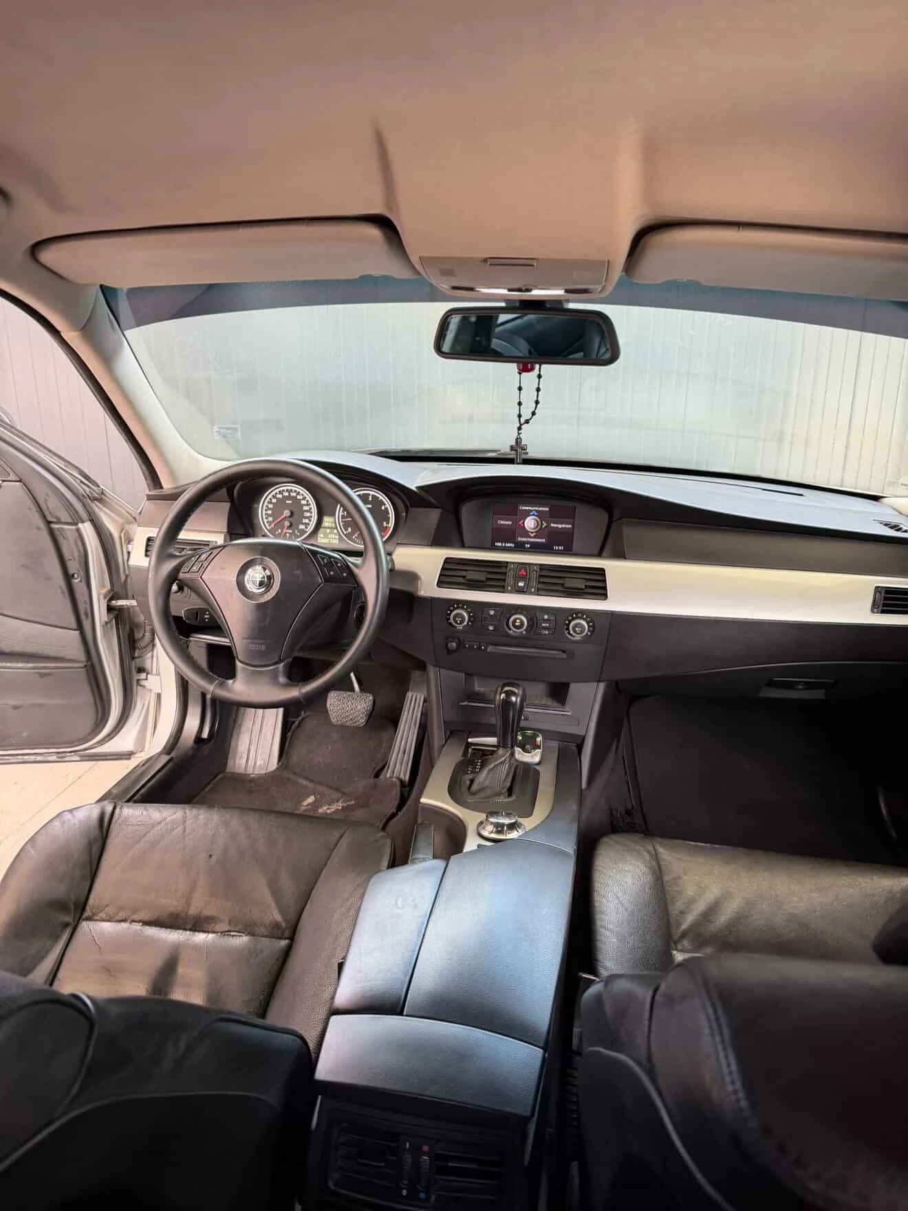 BMW 530, снимка 6 - Автомобили и джипове - 54005244