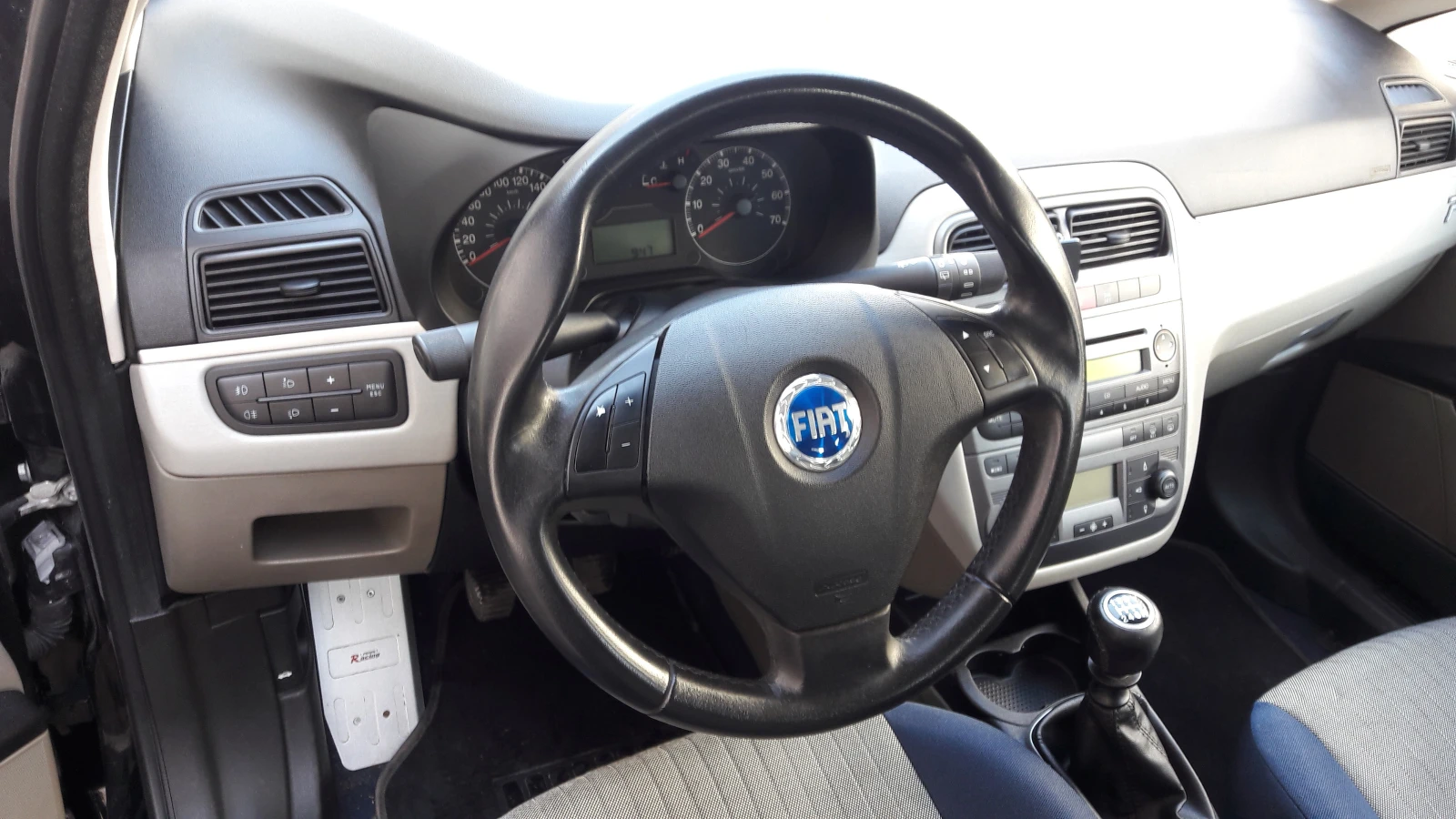 Fiat Punto 1, 4 16, снимка 6 - Автомобили и джипове - 54318540