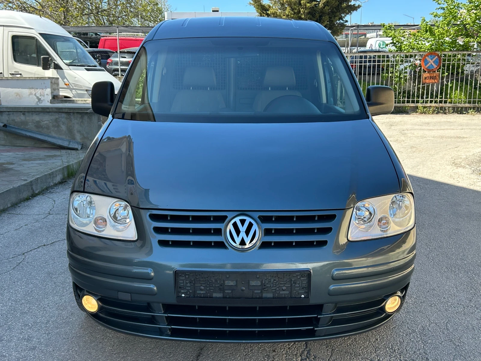 VW Caddy 1.9TDI 105k.c. КЛИМАТИК, снимка 2 - Автомобили и джипове - 54429146