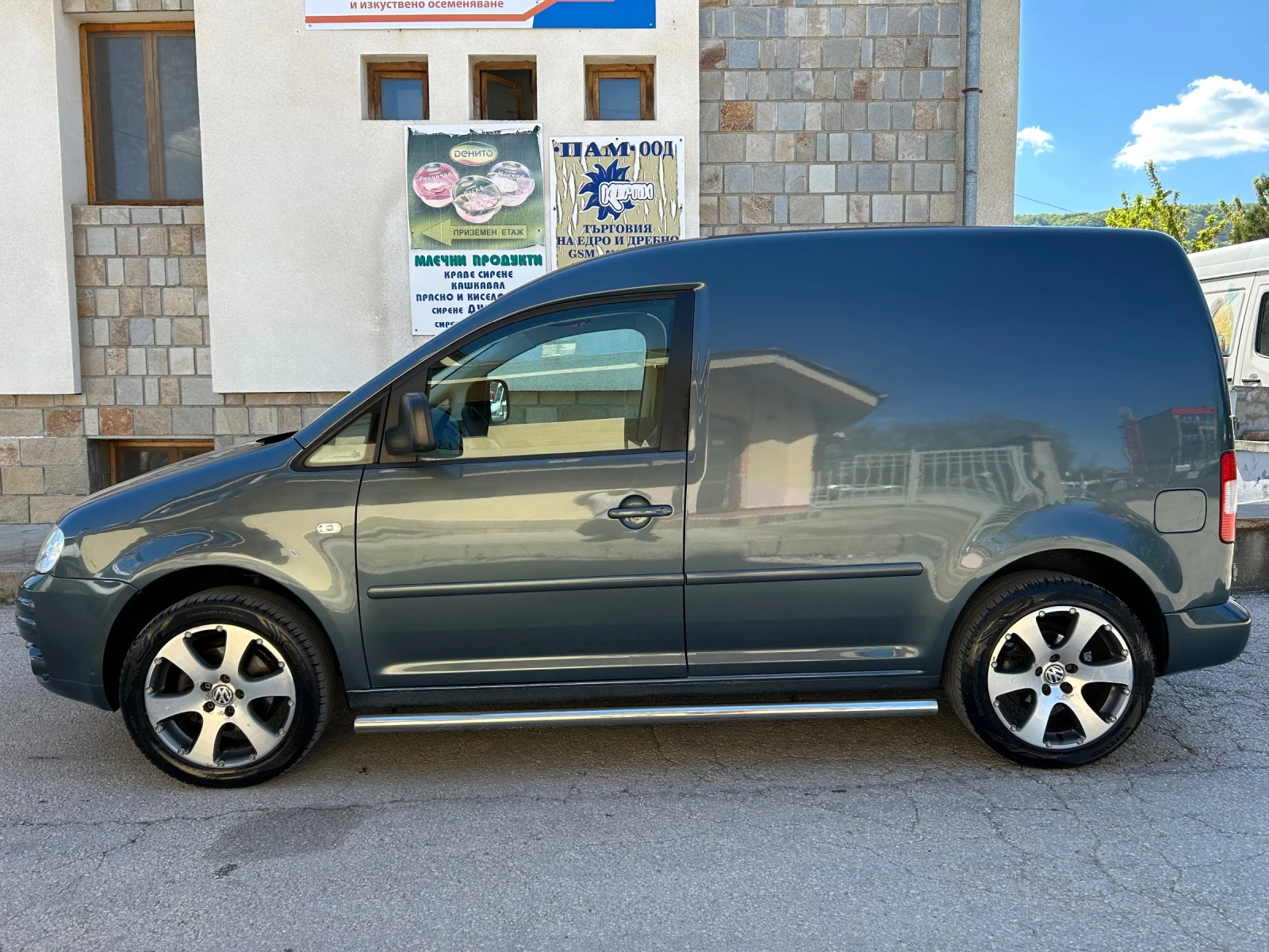 VW Caddy 1.9TDI 105k.c. КЛИМАТИК, снимка 7 - Автомобили и джипове - 54429146
