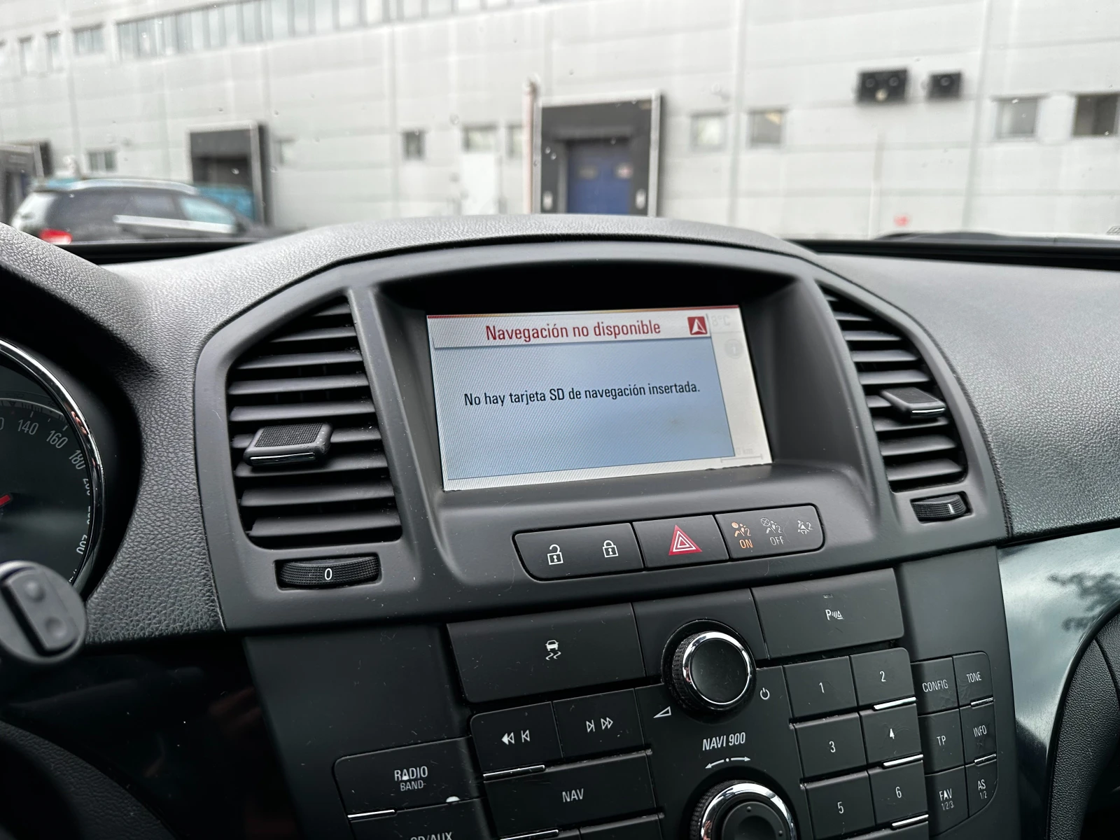 Opel Insignia, снимка 15 - Автомобили и джипове - 54477141