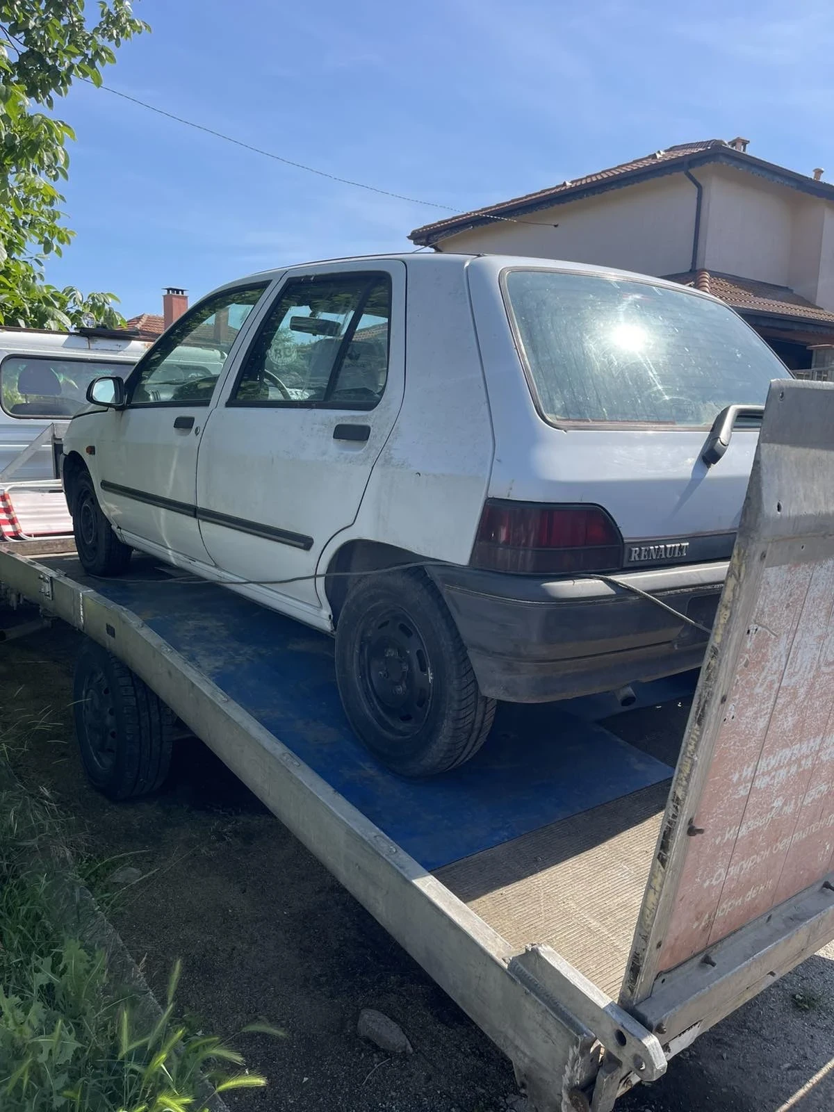 Renault Clio 1.2B, снимка 3 - Автомобили и джипове - 54954232