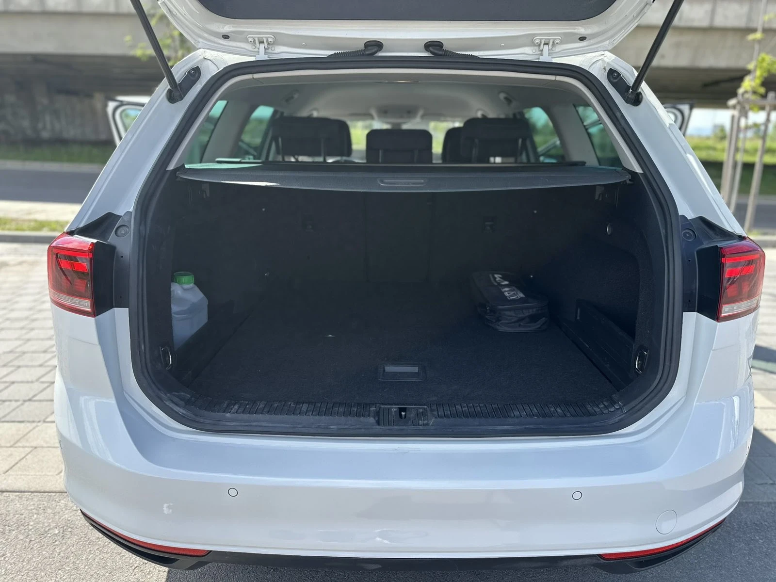VW Passat, снимка 9 - Автомобили и джипове - 55146999