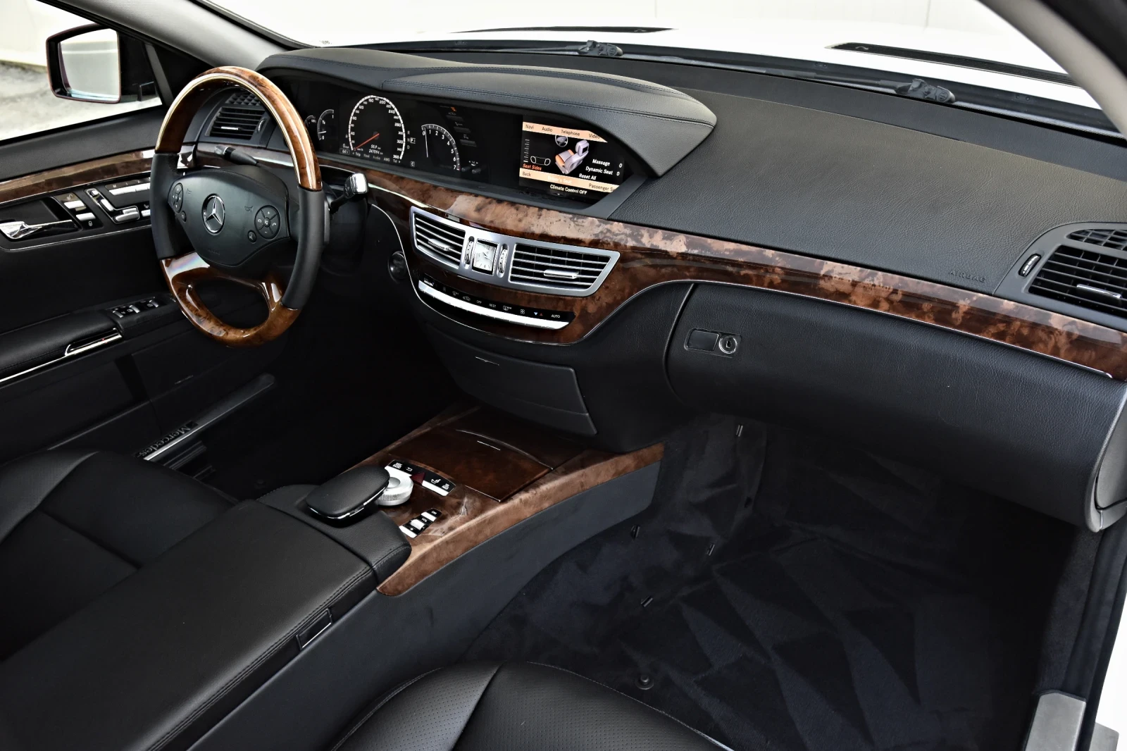 Mercedes-Benz S 500 * AMG* 3XTV* PANO* , снимка 9 - Автомобили и джипове - 55579684