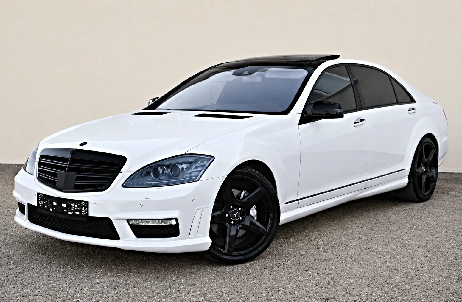 Mercedes-Benz S 500 * AMG* 3XTV* PANO* , снимка 3 - Автомобили и джипове - 55579684