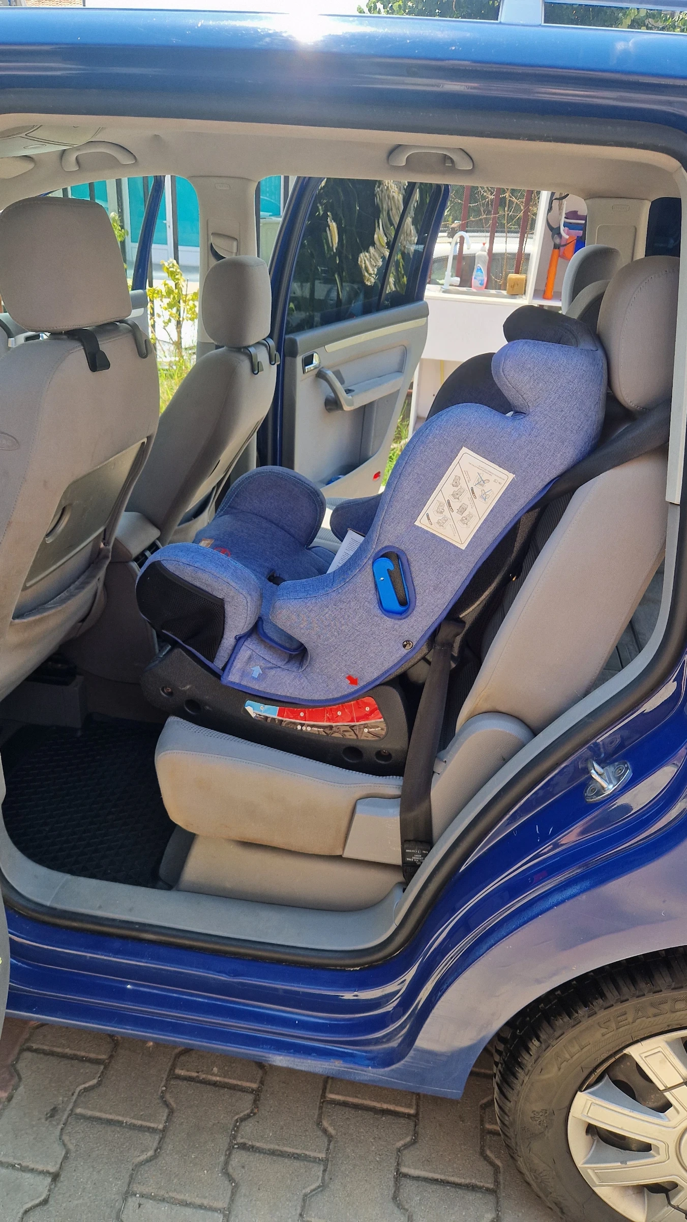 VW Touran 2.0 140, снимка 5 - Автомобили и джипове - 55749409