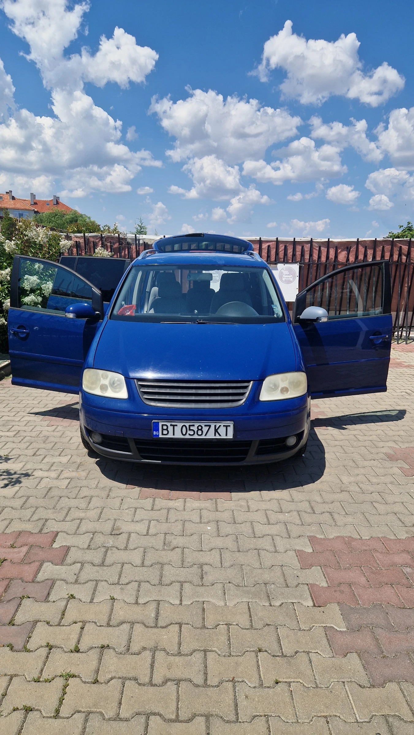VW Touran 2.0 140