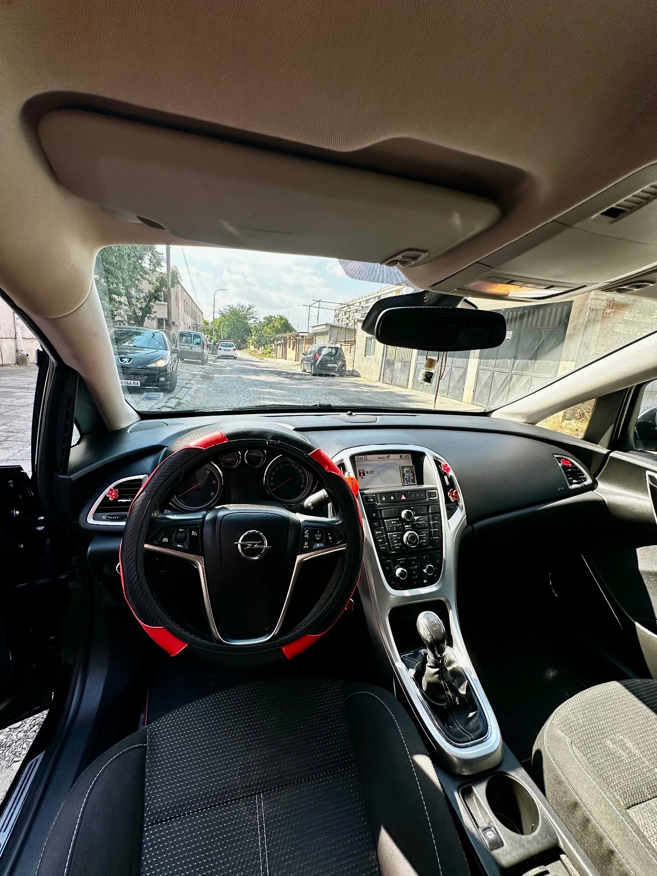 Opel Astra J, снимка 9 - Автомобили и джипове - 55926110