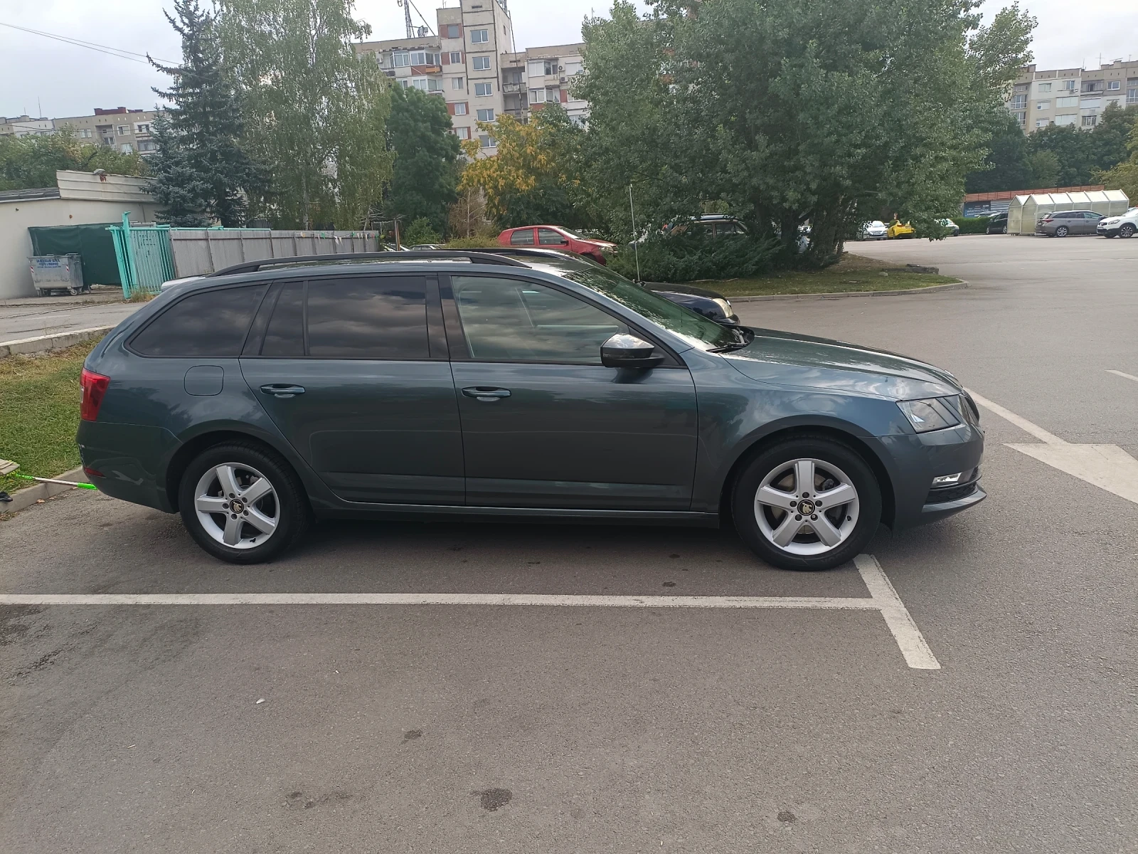 Skoda Octavia, снимка 2 - Автомобили и джипове - 56003489