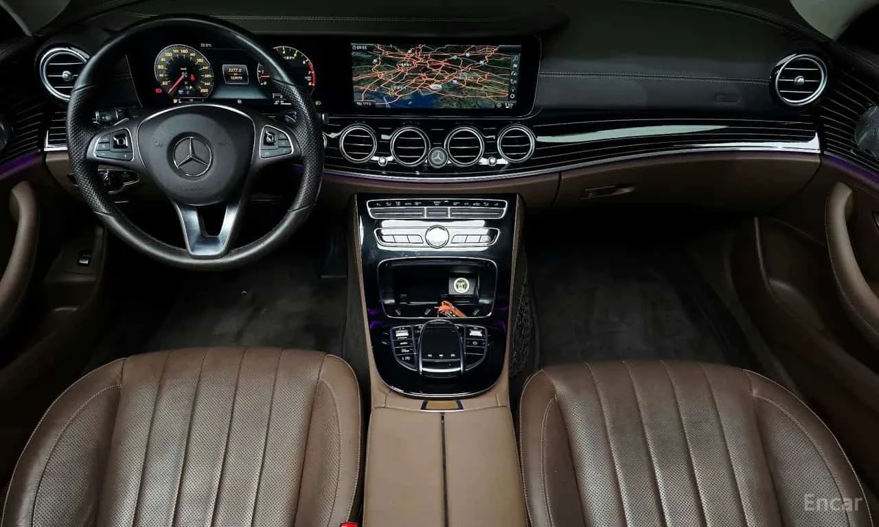 Mercedes-Benz E 400 4MATIC Exclusive | АВТОФИНАНСИРАНЕ, снимка 7 - Автомобили и джипове - 56202474