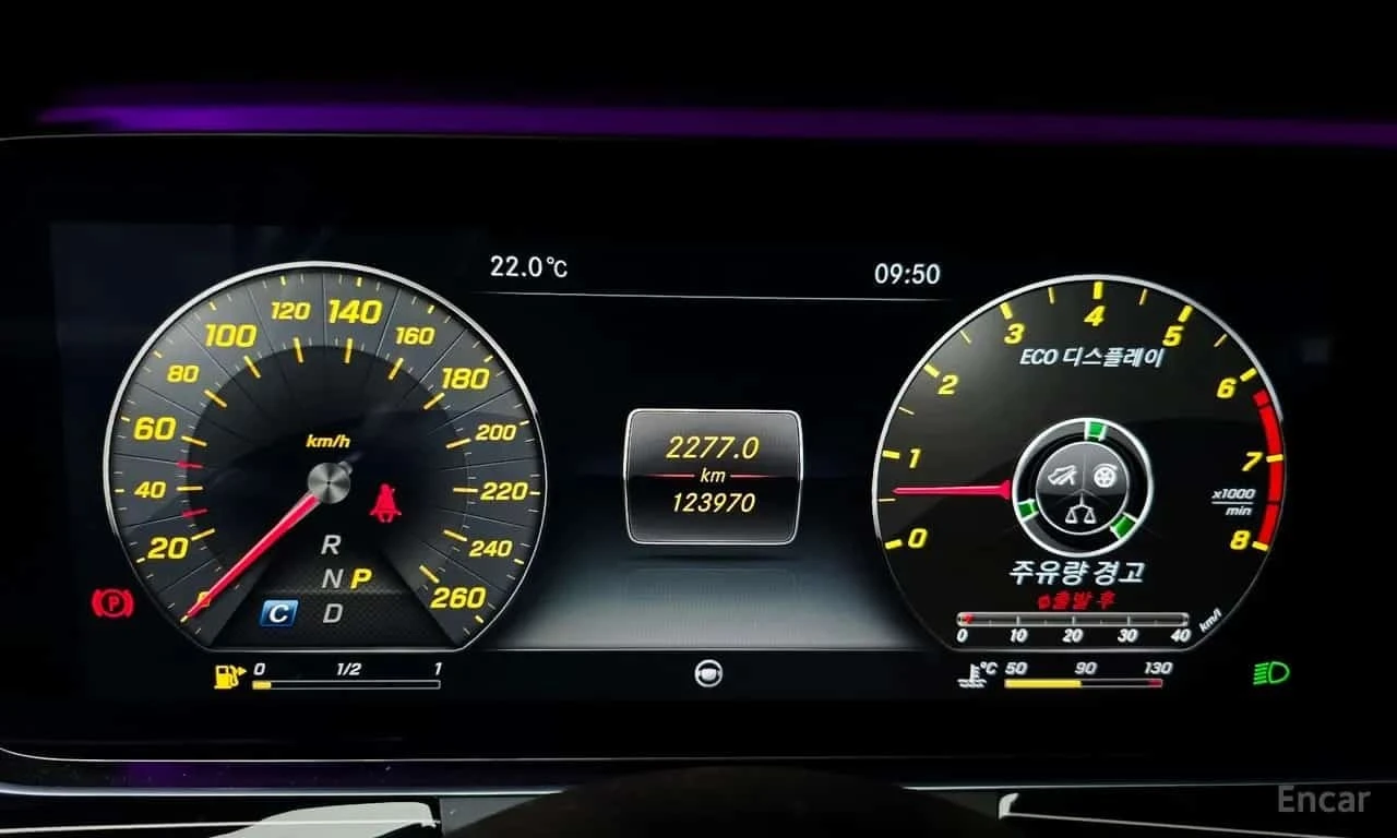 Mercedes-Benz E 400 4MATIC Exclusive | АВТОФИНАНСИРАНЕ, снимка 8 - Автомобили и джипове - 56202474
