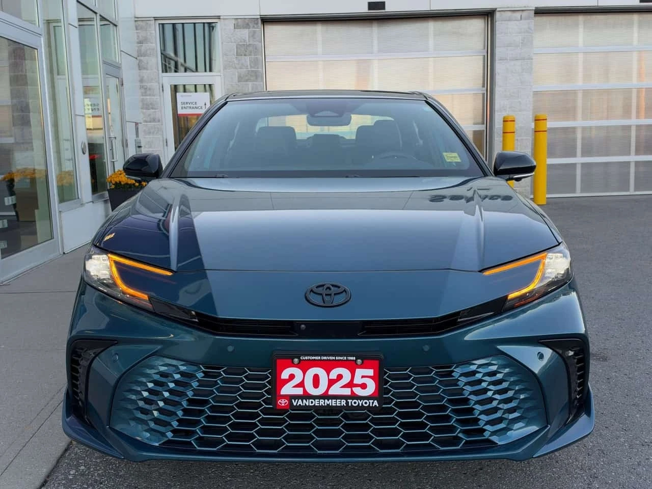 Toyota Camry * 2.5 Hybrid XSE AWD * CARFAX *  | Mobile.bg � ����������� 3