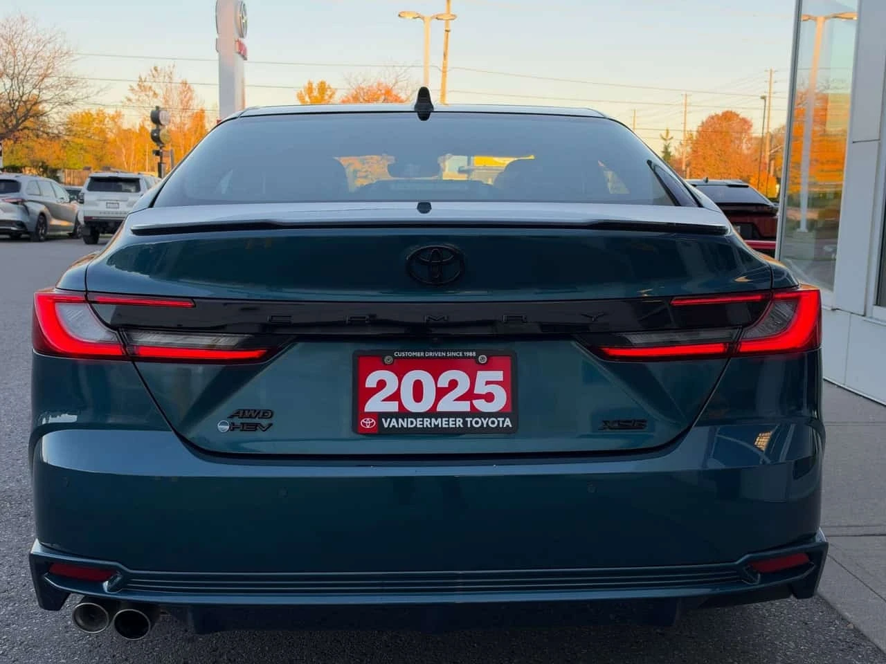 Toyota Camry * 2.5 Hybrid XSE AWD * CARFAX *  | Mobile.bg � ����������� 6