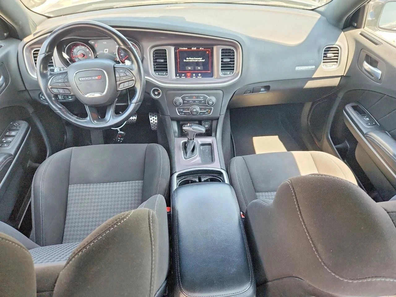 Dodge Charger, снимка 8 - Автомобили и джипове - 56689550