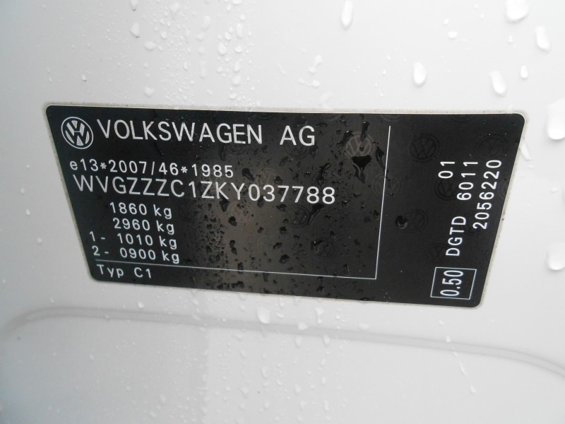 VW T-Cross 1.6Tdi-Euro-6D-Automat, снимка 10 - Автомобили и джипове - 43972381