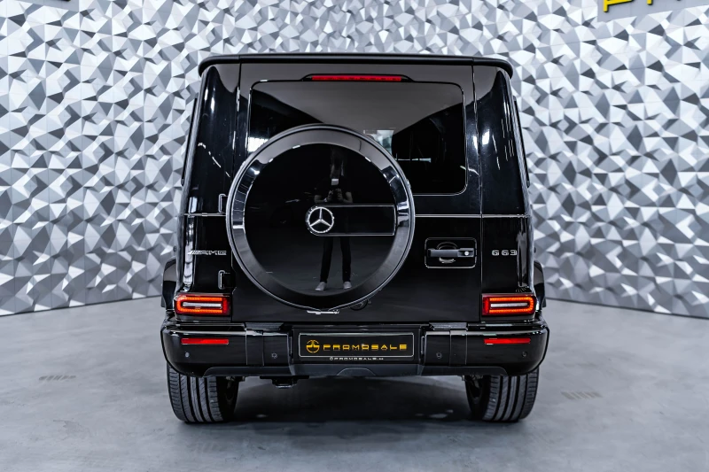 Mercedes-Benz G 63 AMG Carbon* Performance* Exkl* Burmester* Night* OffRo, снимка 5 - Автомобили и джипове - 47608201