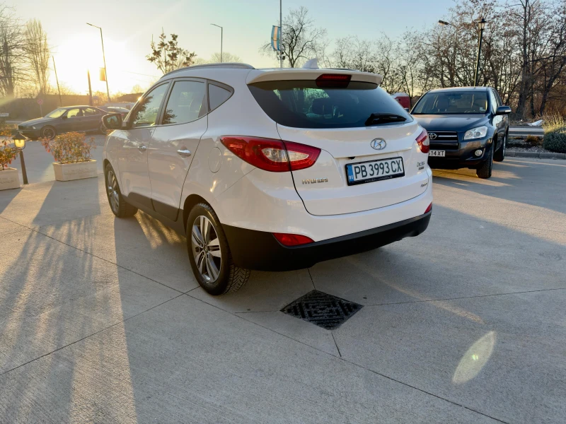 Hyundai IX35 4х4, Перфектна, , , снимка 6 - Автомобили и джипове - 48667794