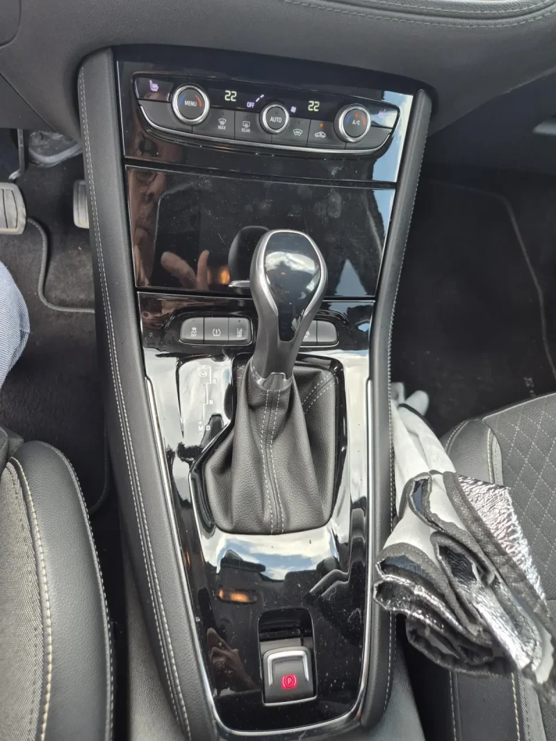 Opel Grandland, снимка 9 - Автомобили и джипове - 51413090