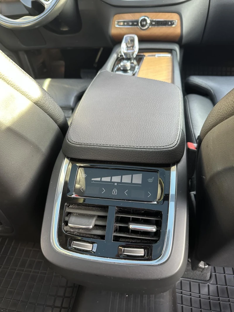 Volvo Xc90 Polestar Engineered, снимка 4 - Автомобили и джипове - 52237331