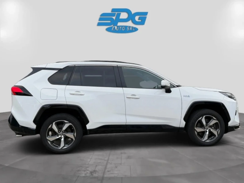 Toyota Rav4 STYLE Hybride rechargeable AHK/AWD, снимка 8 - Автомобили и джипове - 52730019