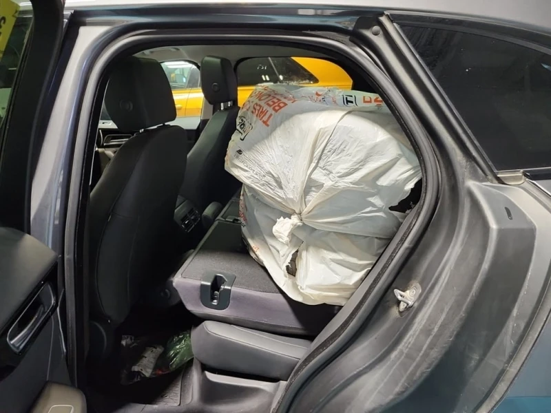 Jaguar F-PACE * PREMIUM * CARFAX * ЦЕНА ДО БГ, снимка 13 - Автомобили и джипове - 53192769