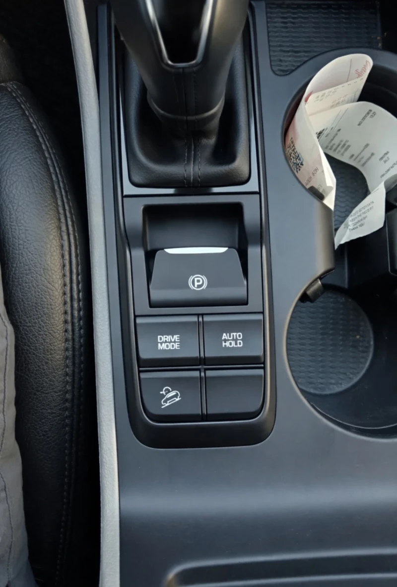 Hyundai Tucson Htrac Limited , снимка 16 - Автомобили и джипове - 53290705