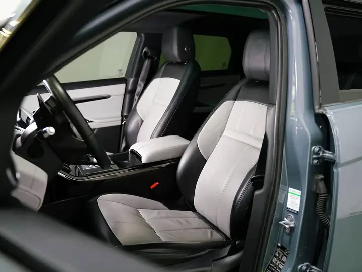 Land Rover Range Rover Evoque FIRST EDITION | MERIDIAN | HUD | PANO | CARFAX, снимка 9 - Автомобили и джипове - 54995235