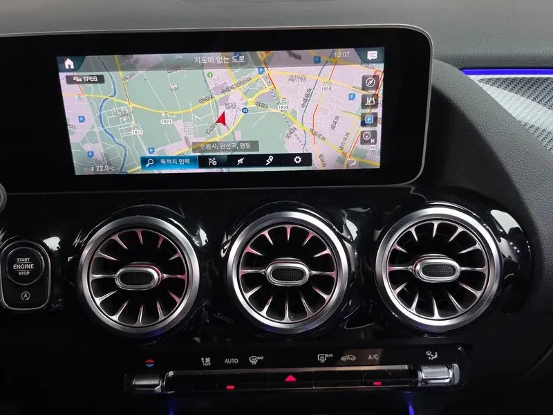 Mercedes-Benz GLA 250 4MATIC/ PANO/ DIST/ �������/ �����  | Mobile.bg � ����������� 14