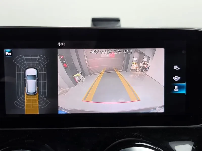 Mercedes-Benz GLA 250 4MATIC/ PANO/ DIST/ �������/ �����  | Mobile.bg � ����������� 15