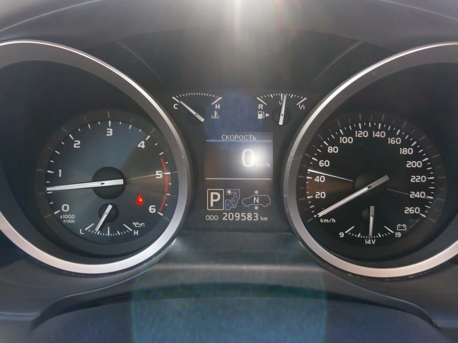Toyota Land cruiser V8* 200* FULL* 7+ 1*  - изображение 8