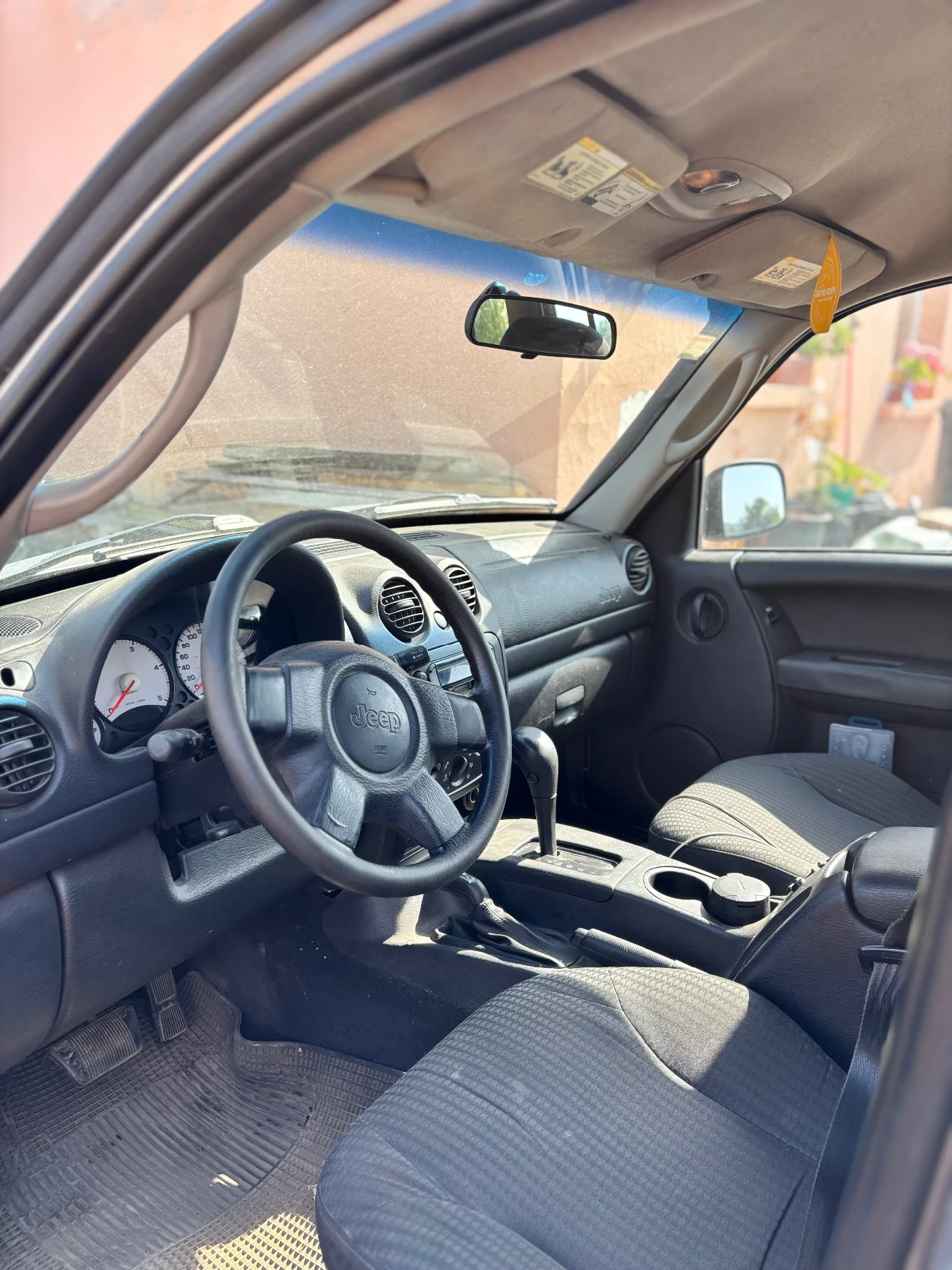 Jeep Cherokee  - изображение 4