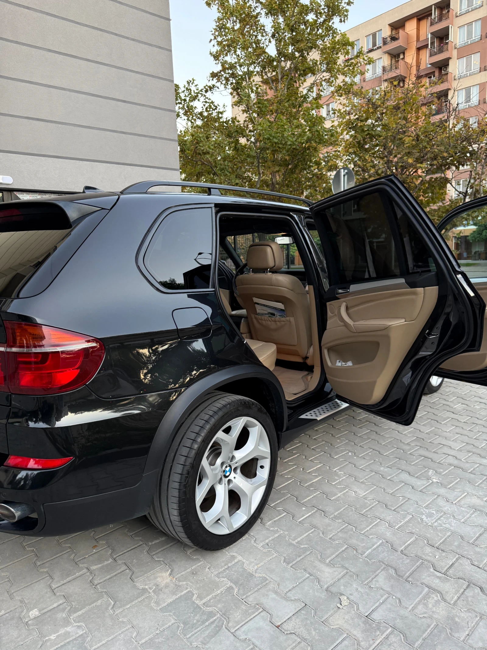 BMW X5 4.0d xDrive Facelift 360 - изображение 10