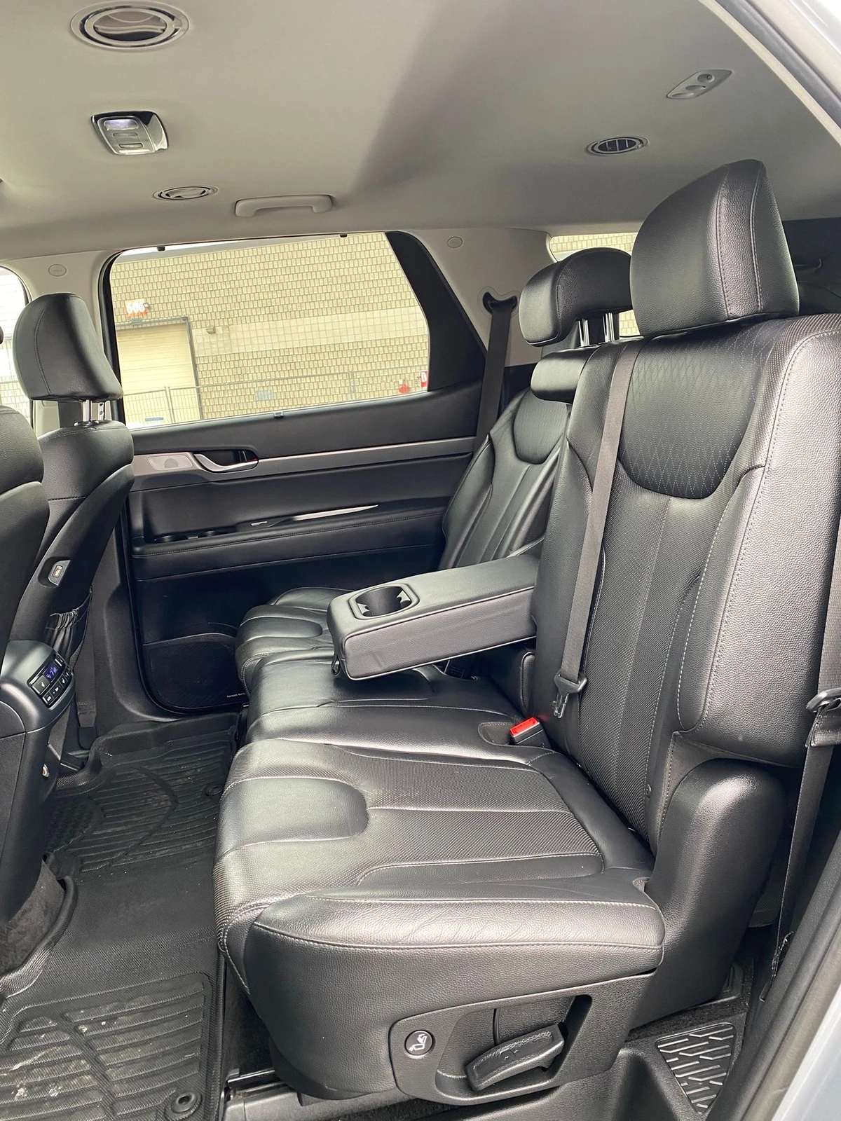 Hyundai Palisade ОБДУХВАНЕ* 360* HARMAN/KARDON* PANORAMA, снимка 11 - Автомобили и джипове - 53827956