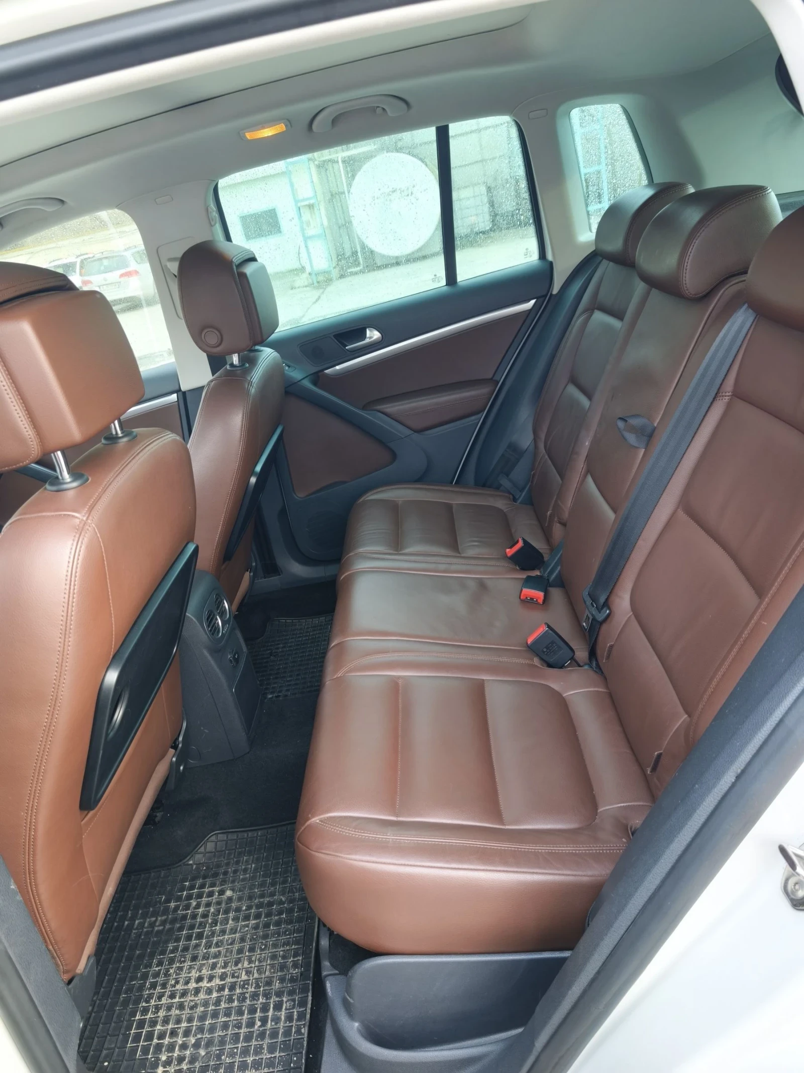 VW Tiguan 2, 0tdi, снимка 9 - Автомобили и джипове - 54129150