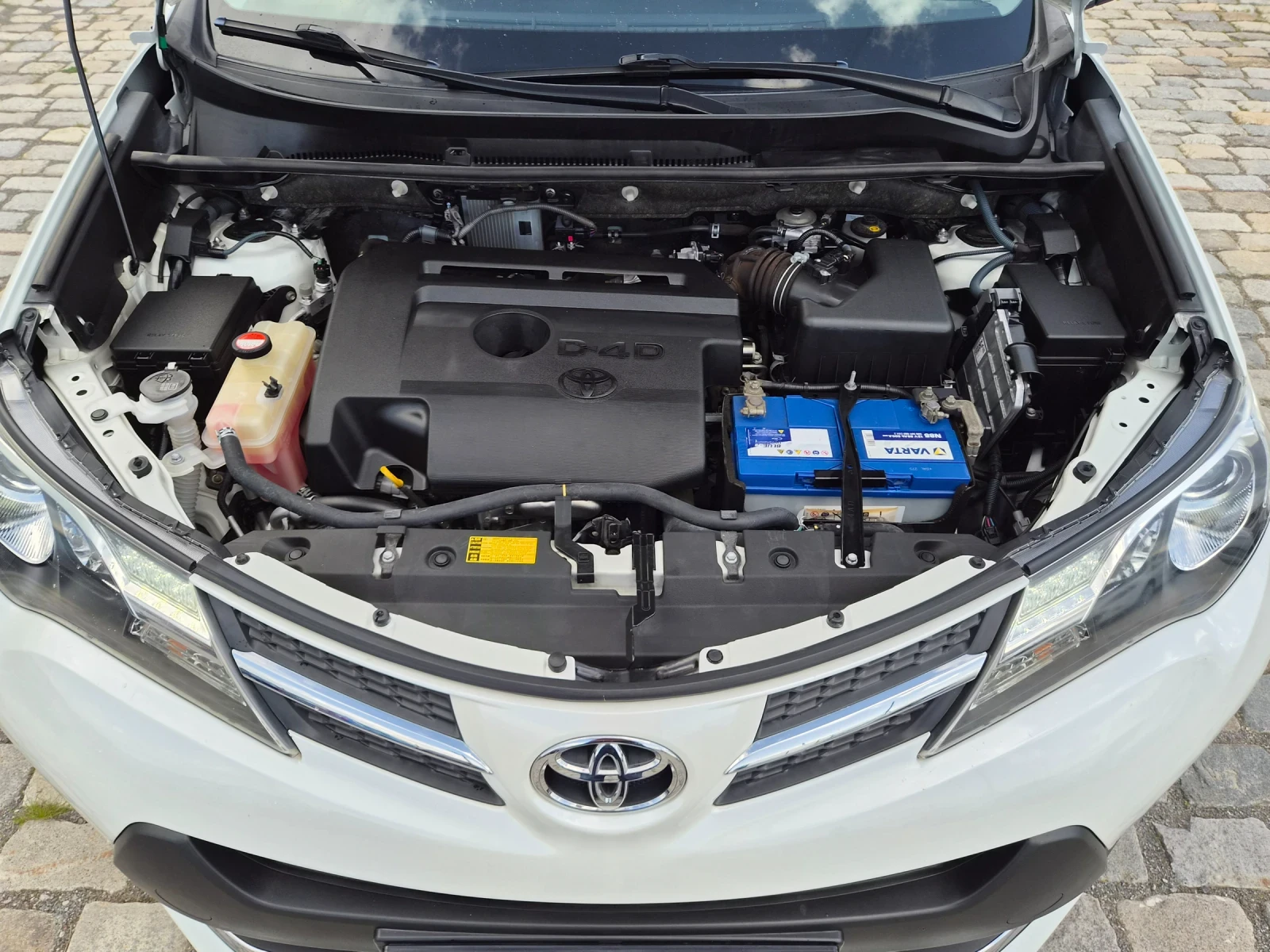 Toyota Rav4 2.0D 124кс 186000km. EURO 5B, снимка 10 - Автомобили и джипове - 54510866