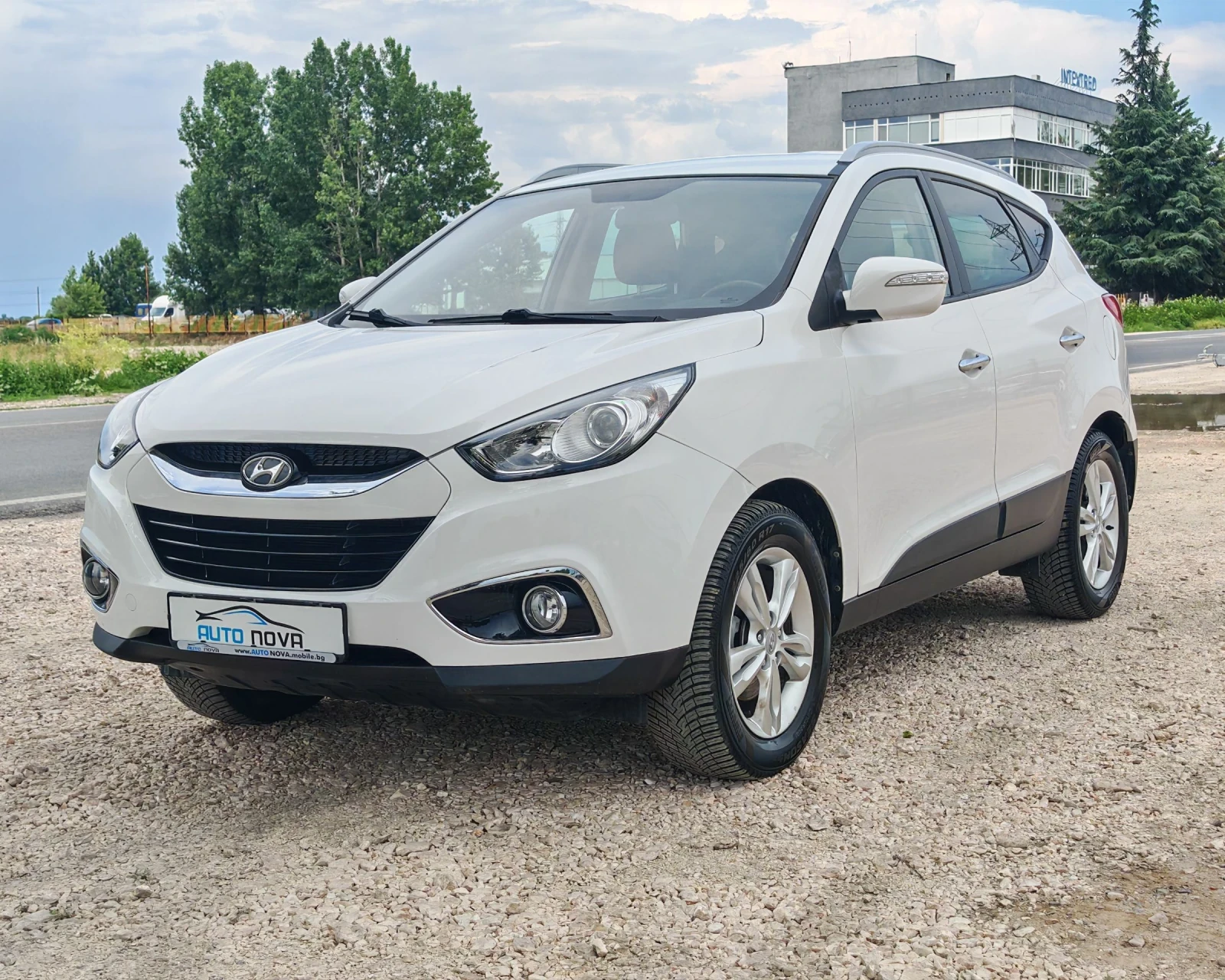 Hyundai IX35 1.6 135 К.С. БЕНЗИН ГАЗ! , снимка 3 - Автомобили и джипове - 54875527