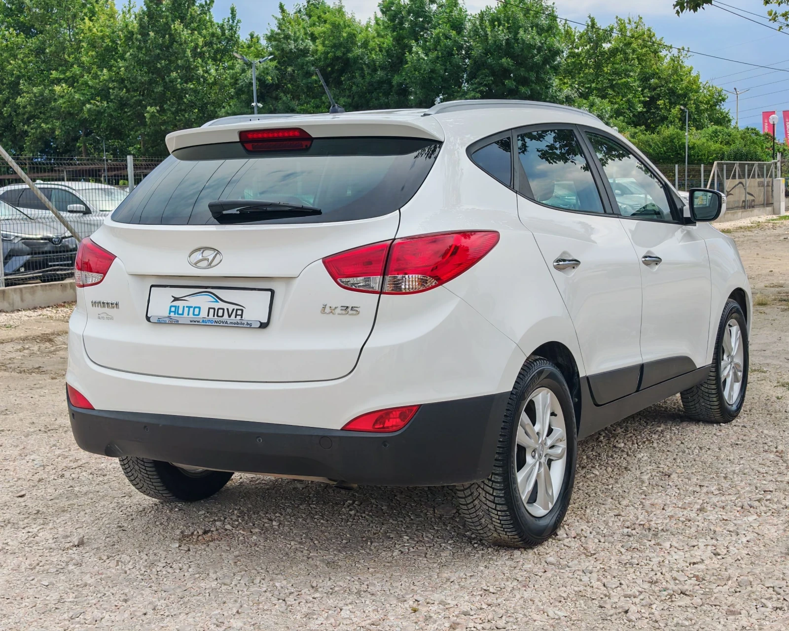 Hyundai IX35 1.6 135 К.С. БЕНЗИН ГАЗ! , снимка 5 - Автомобили и джипове - 54875527