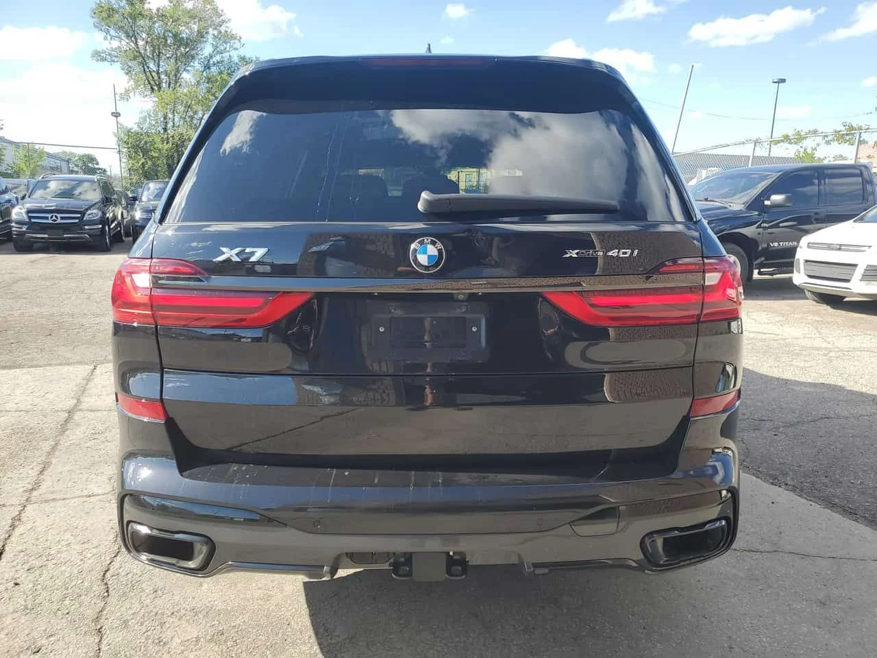 BMW X7 xDrive40i M SPORT/ПАНОРАМА/ALCANTARA, снимка 5 - Автомобили и джипове - 54889880