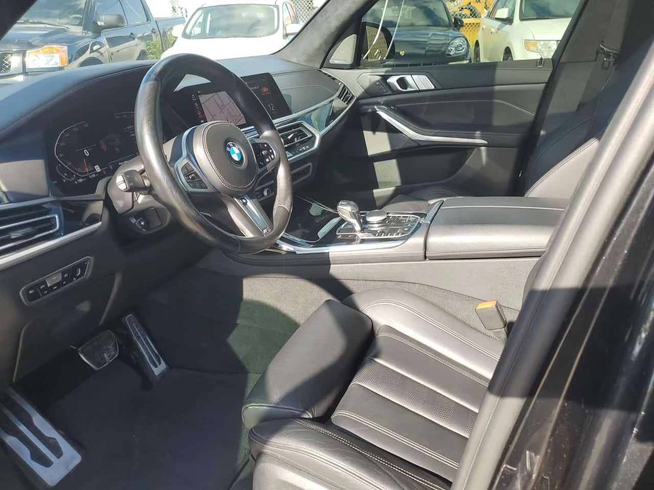 BMW X7 xDrive40i M SPORT/ПАНОРАМА/ALCANTARA, снимка 7 - Автомобили и джипове - 54889880