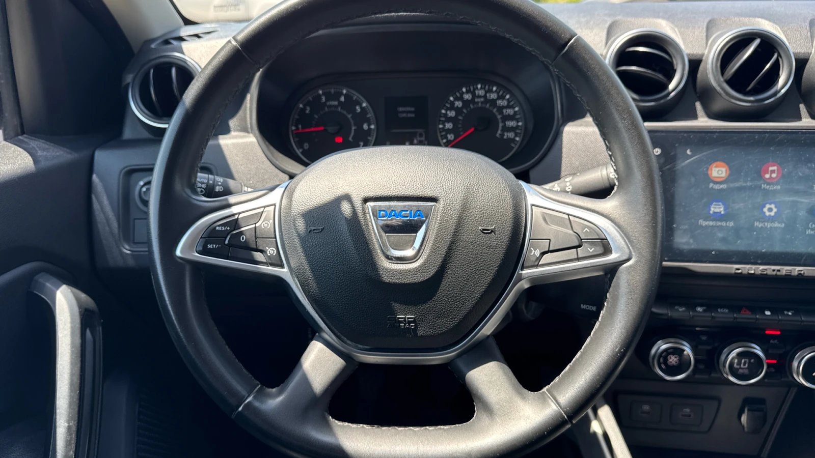 Dacia Duster PRESTIGE 1.5 DCI 4X4, снимка 10 - Автомобили и джипове - 55092728