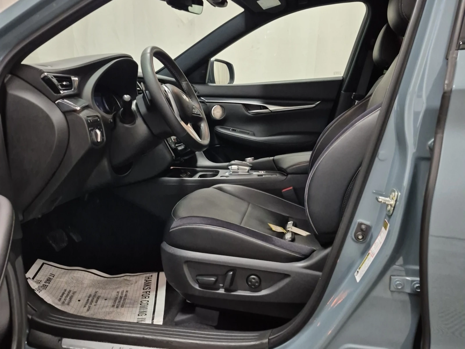 Infiniti QX30 SPORT * * CARFAX * * АВТО КРЕДИТ * * , снимка 5 - Автомобили и джипове - 55117386