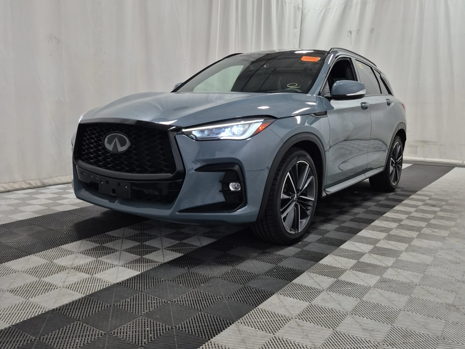 Infiniti QX30 SPORT * * CARFAX * * АВТО КРЕДИТ * * 
